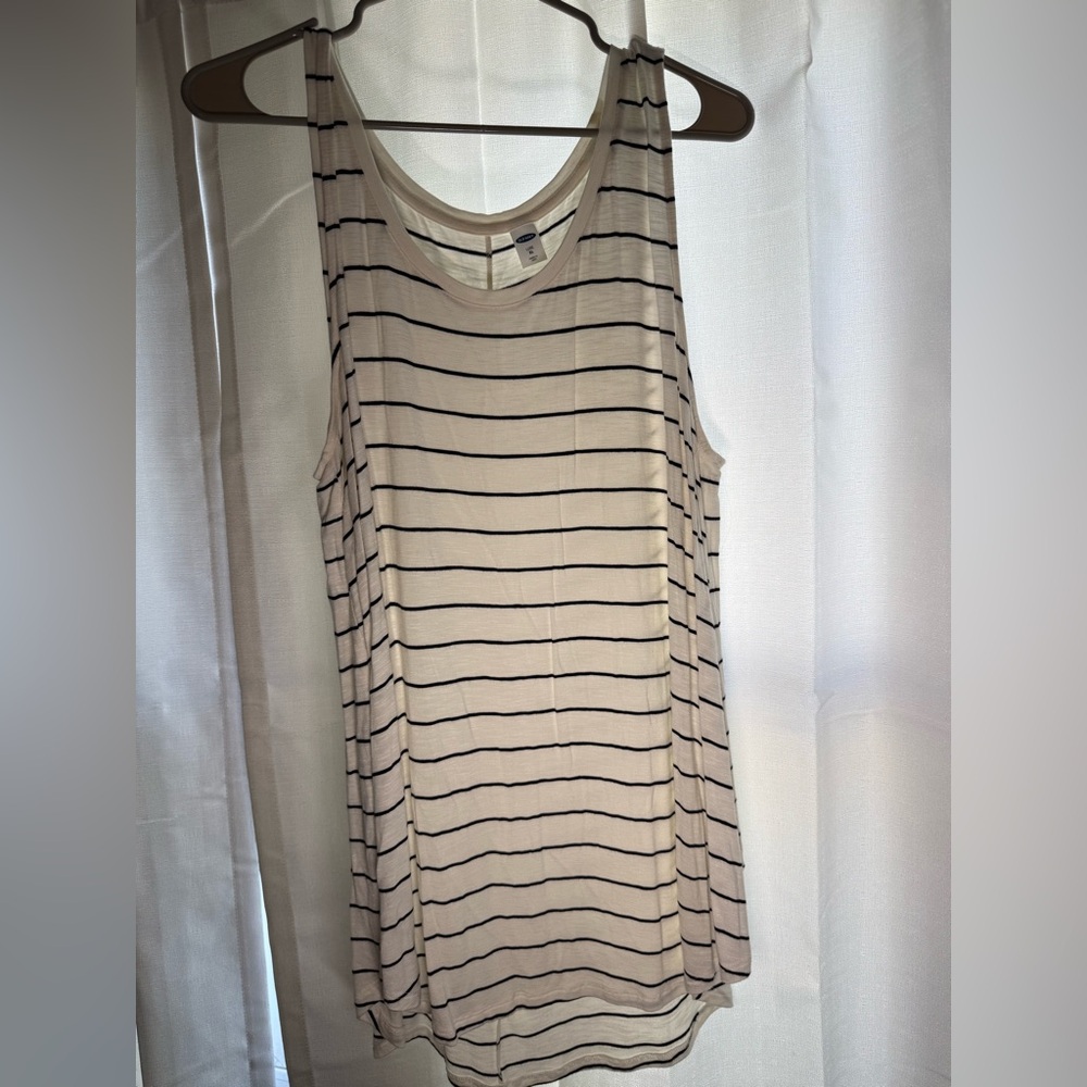 Women’s Old Navy Luxe Tank